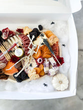 Load image into Gallery viewer, Spooky Spread