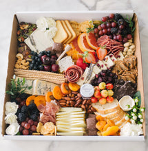 Load image into Gallery viewer, Large Charcuterie Box
